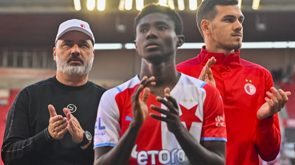 Zklamaní slávisté po prohře se Spartou