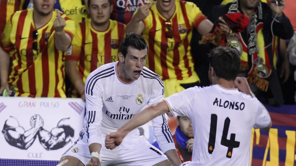 Real slaví před fanoušky Barcelony