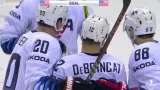 Gól v utkání USA - Slovensko: DeBrincat - 1:1 (13. min.)