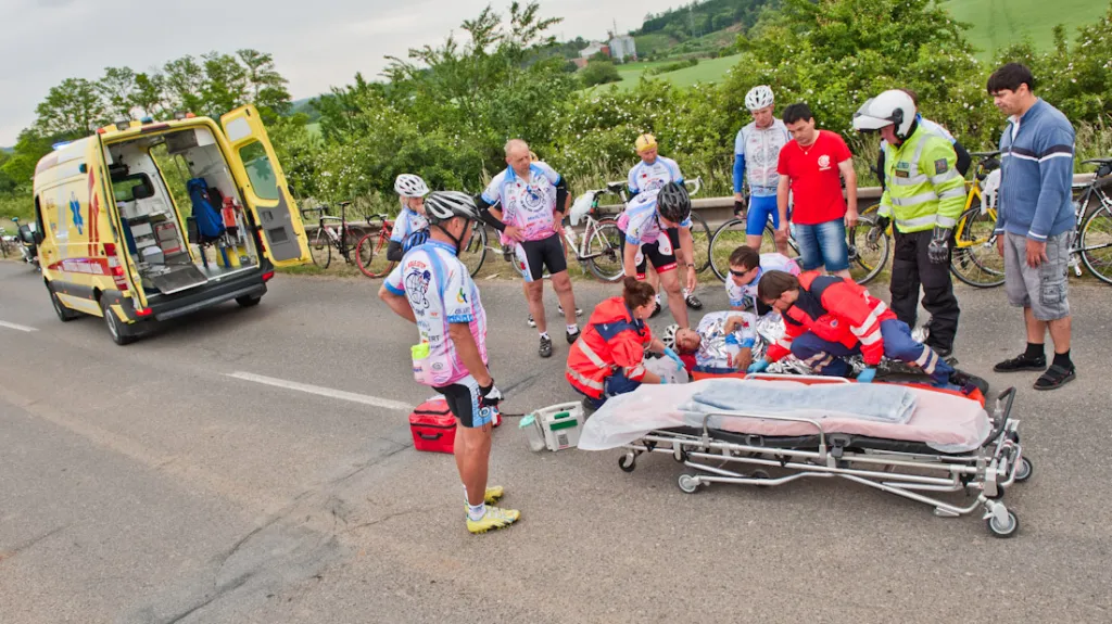 Josef Zimovčák po pádu z vysokého kola