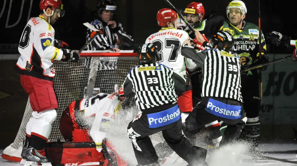 Karlovy Vary - Hradec Králové