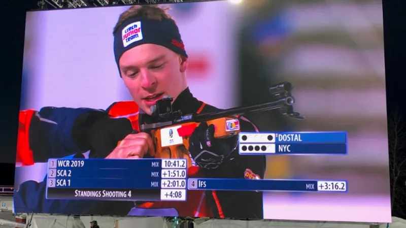 David Nyč při střelbě vestoje