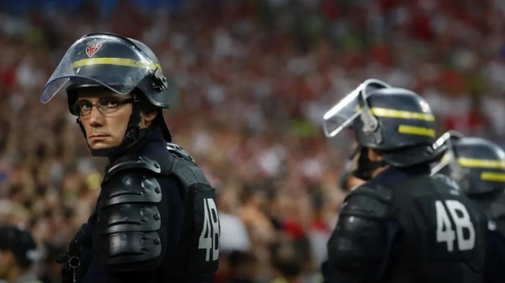 Francouzské bezpečnostní síly na fotbalovém Euru