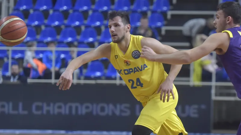 Opavský basketbalista Jakub Šiřina