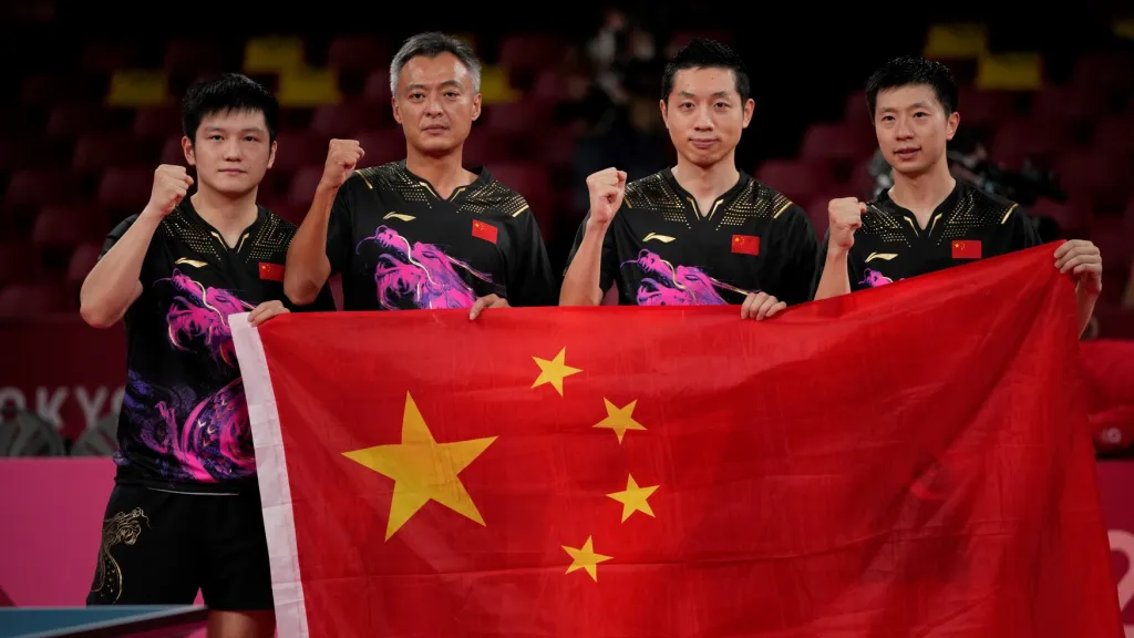 Čínský vítězný tým stolních tenistů