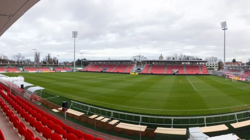 Pardubický nový stadion