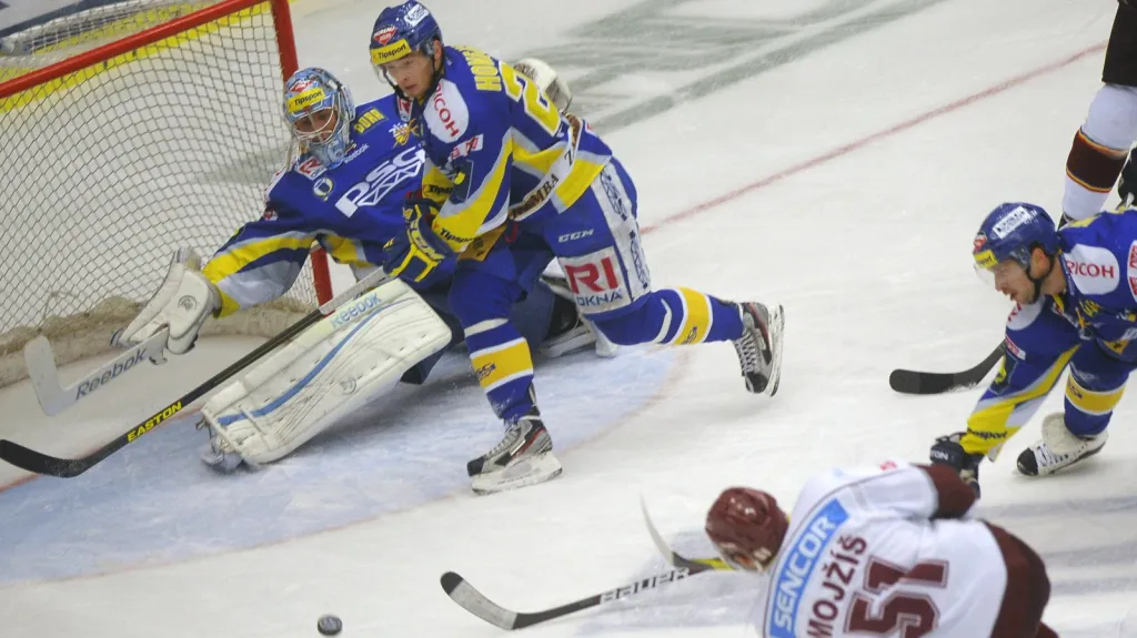 Mojžíš ze Sparty dává druhý gól Sedláčkovi ze Zlína