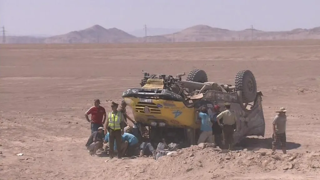 Nehoda Aleše Lopraise na Dakaru