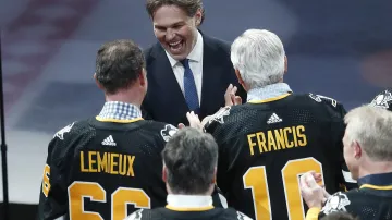 Jaromír Jágr s Mariem Lemieuxem