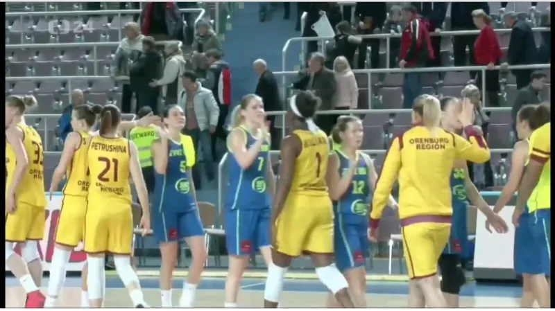 Basketbalistky USK prohrály úvodní čtvrtfinále v Orenburgu 57:80