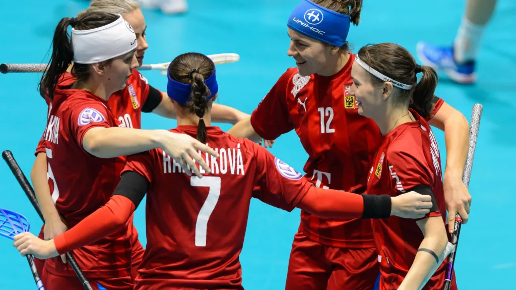Radost českých florbalistek