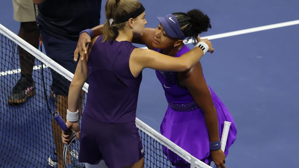 Karolína Muchová a Naomi Ósakaová