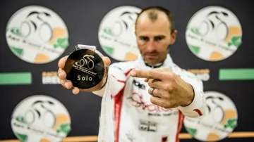 Cyklistický ultramaratonec Svatopluk Božák se stříbrem po závodě Kolem Irska