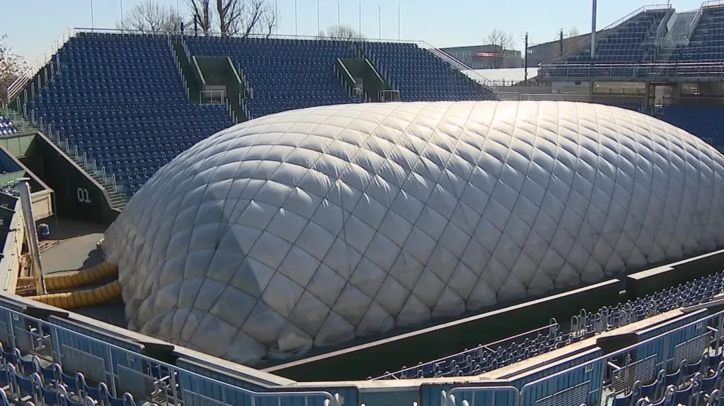 Současná podoba tenisového stadionu na Štvanici