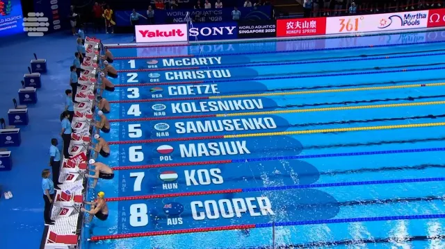 Finále na 50 m znak vyhrál Kolesnikov