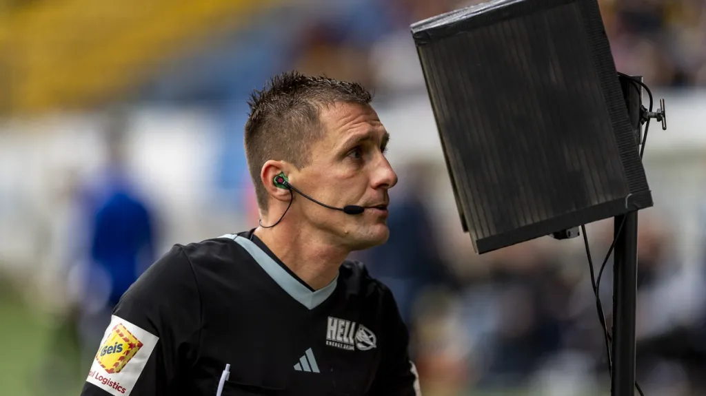 Rozhodčí Ondřej Pechanec