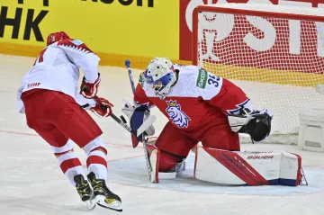 Roman Will chytá rozhodující nájezdy proti Dánsku