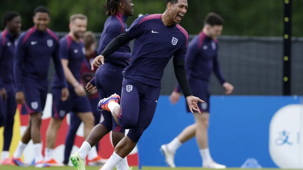 Trénink Anglie před úvodním zápasem proti Srbsku