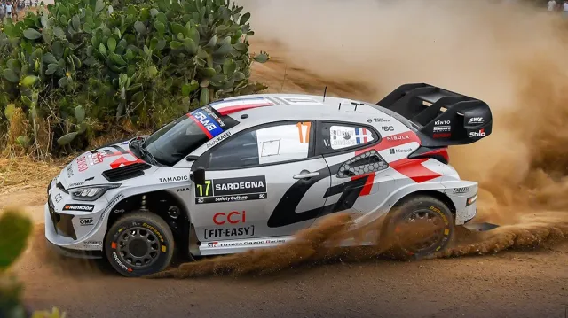 Ogier vyhrál popáté Italskou rallye, Prokop skončil 11.