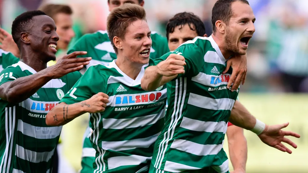 Jakub Podaný z Bohemians 1905 slaví vstřelenou branku