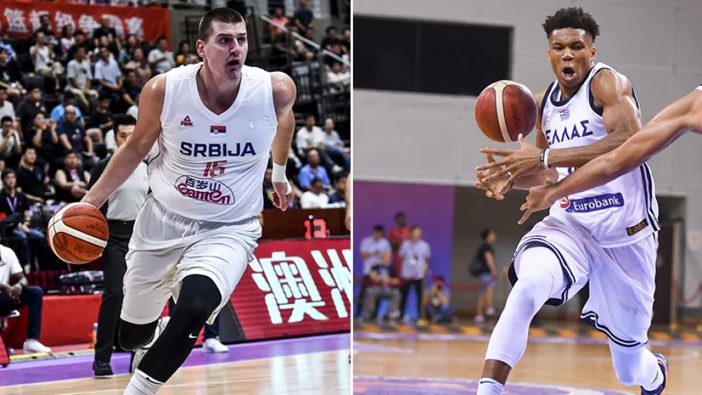 Hvězdy MS Srb Nikola Jokič a Řek Janis Antetokounmpo