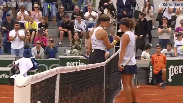 Muchová vstoupila do Roland Garros dvousetovou výhrou