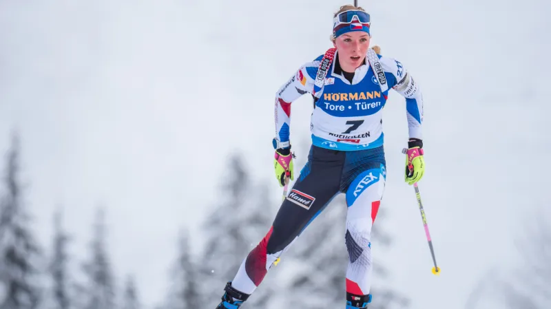 Sestřih ženského závodu štafet v Hochfilzenu