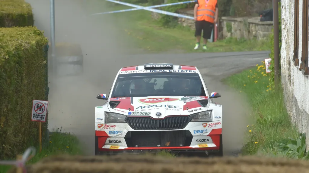 Jan Kopecký ovládl Rallye Šumava Klatovy