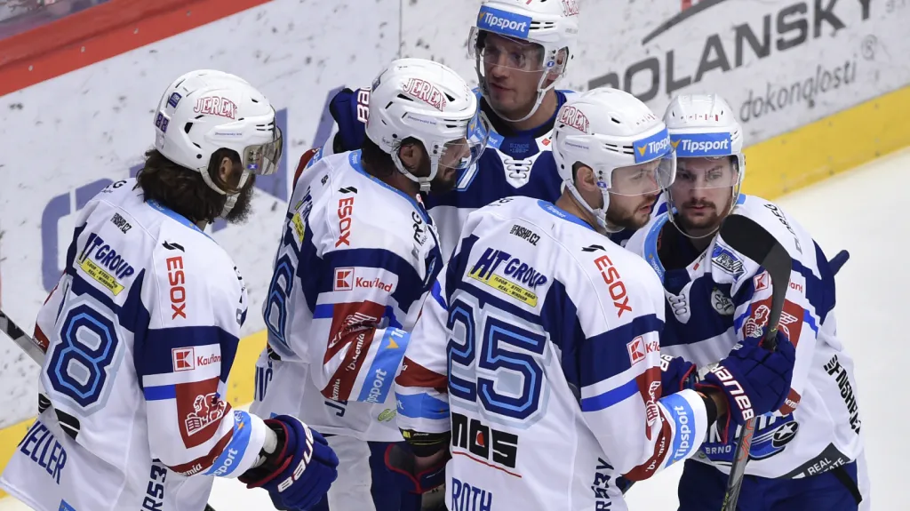 Hokejisté Komety Mueller, Zaťovič či Roth slaví gól