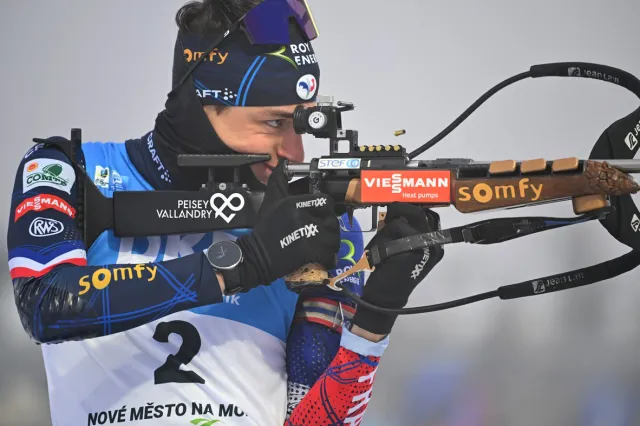 Novoměstská derniéra: V masáku biatlonistů kraloval Perrot, Krčmář desátý