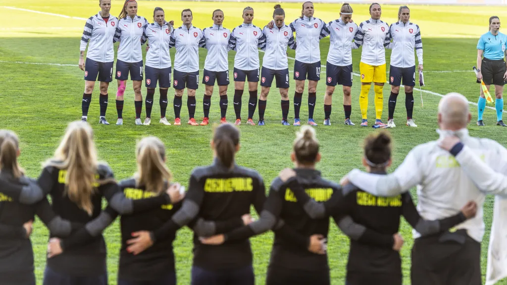 Ženská fotbalová reprezentace