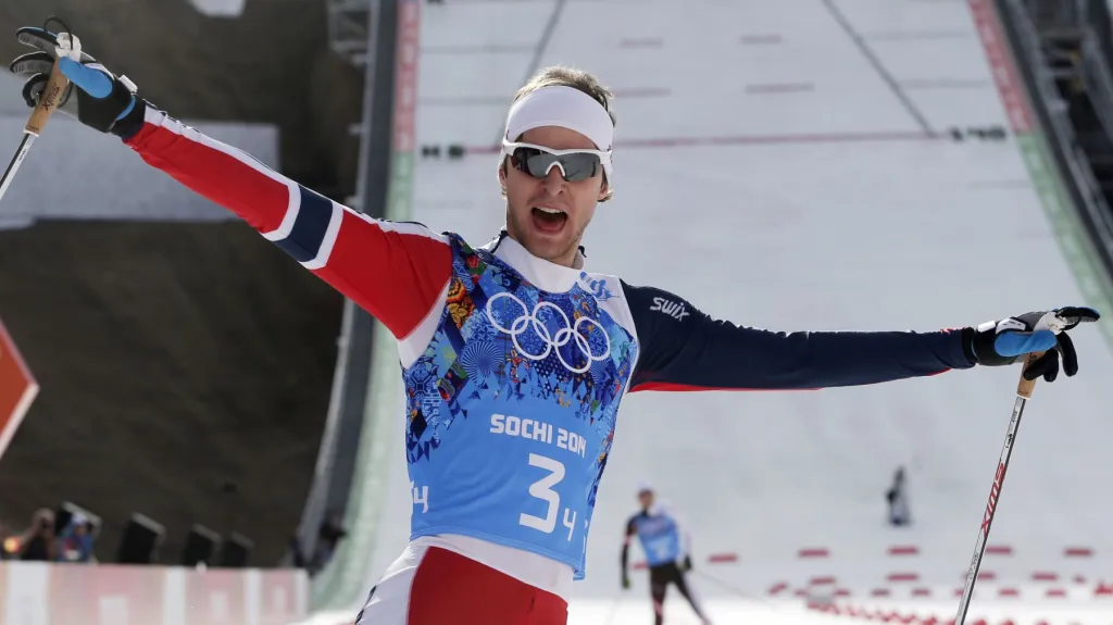 Jörgen Graabak v cíli štafetového závodu