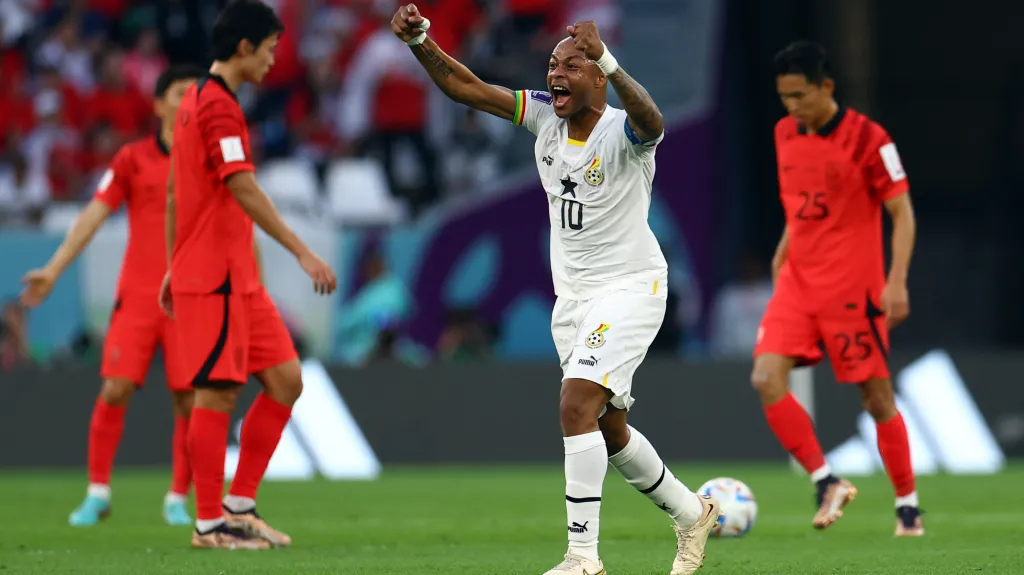 André Ayew z Ghany se raduje z gólu v síti Jižní Koreje