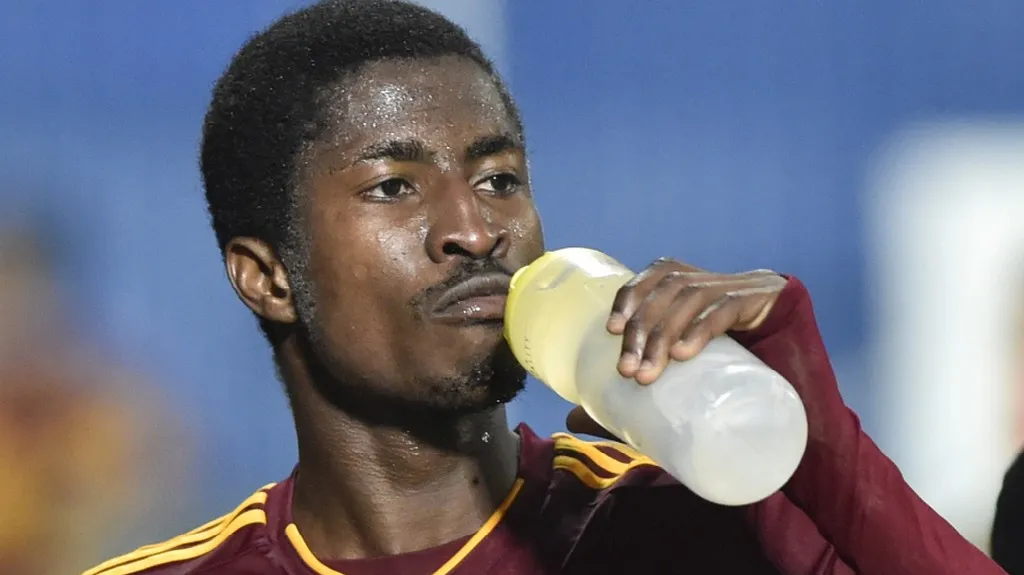 Fotbalový útočník Peter Olayinka