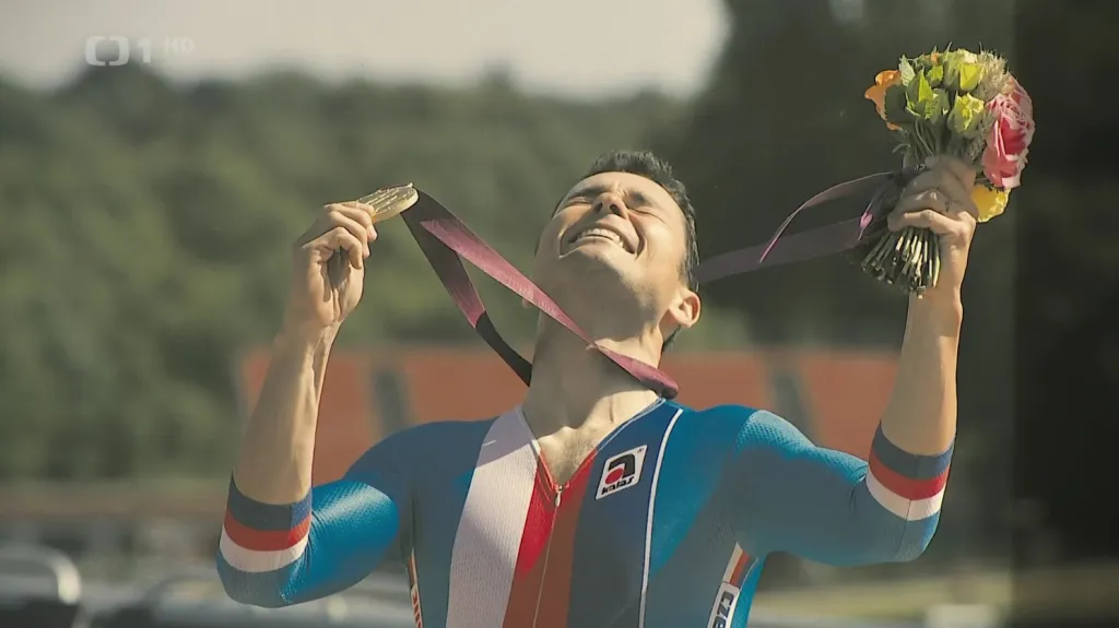 Výstava u Národního divadla připomíná 30 let paralympijského výboru