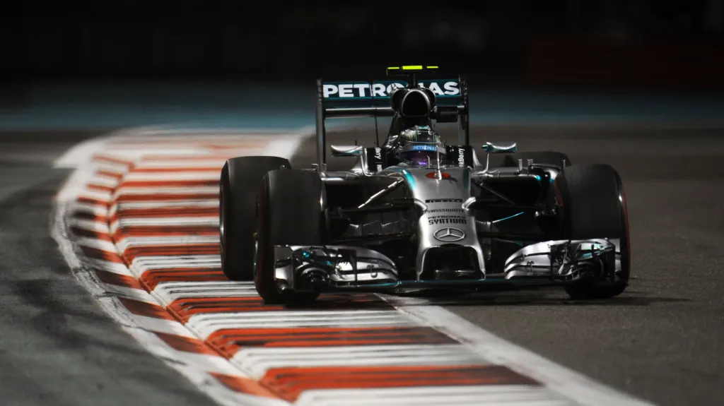 Pilot Mercedesu Nico Rosberg