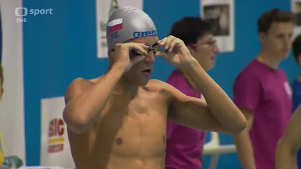 Na závodech v Plzni se dařilo plavci Mickovi