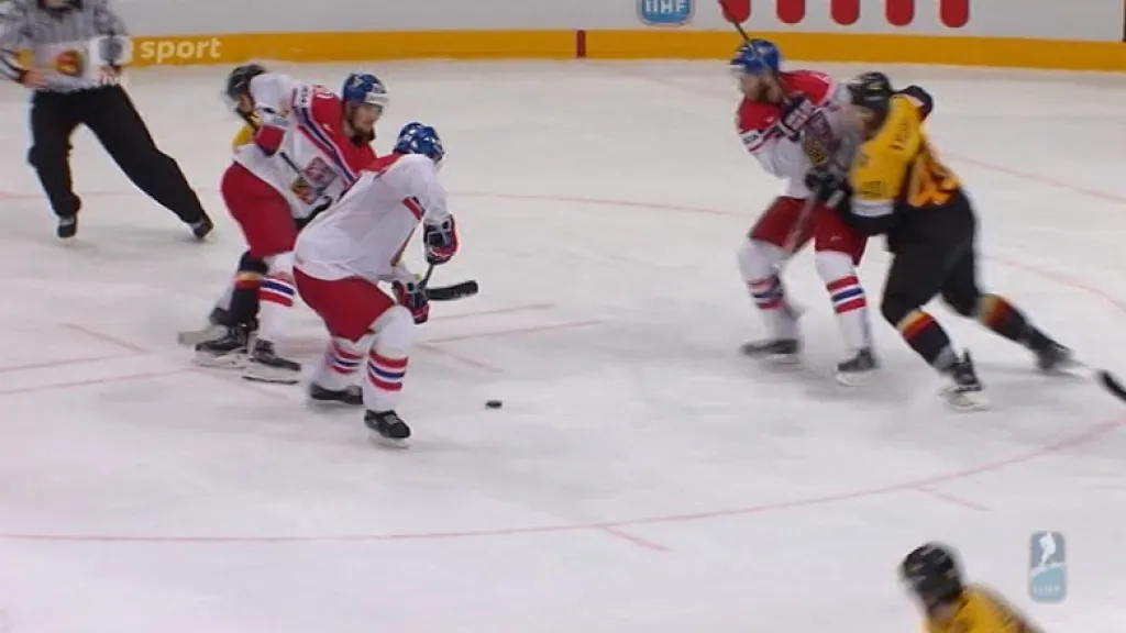 Gól v utkání Německo - Česko: Jágr - 2:4 (56. min.)