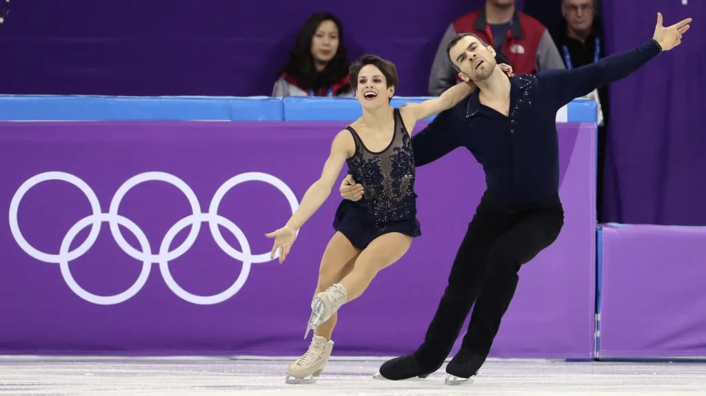 Kanaďané Meagan Duhamelová a Eric Radford