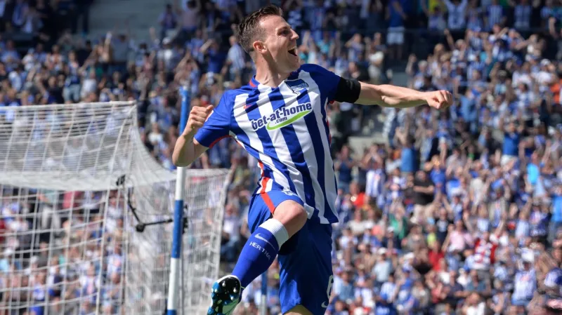 Slavící Vladimír Darida z Herthy Berlín