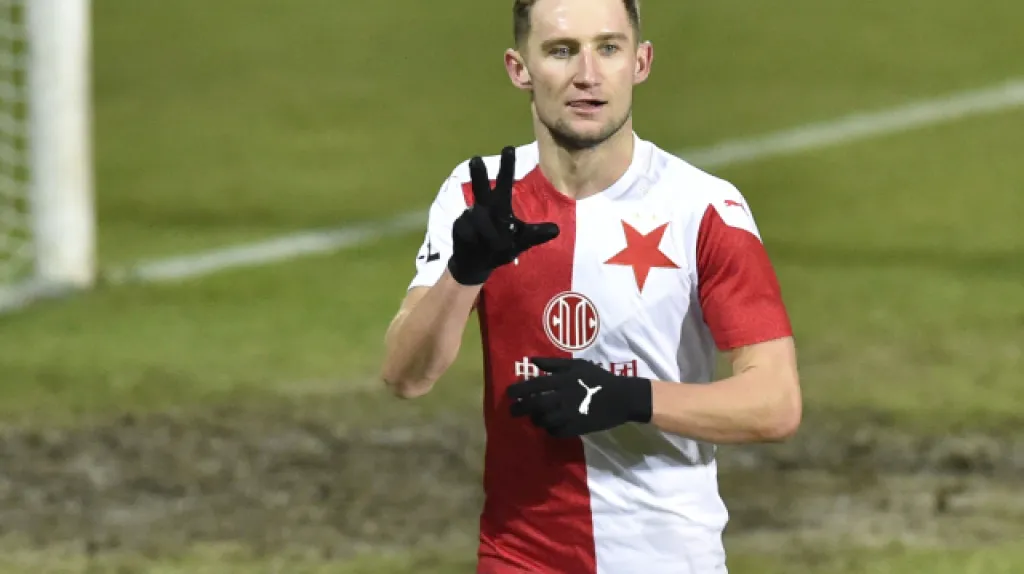 Jan Kuchta slaví hattrick