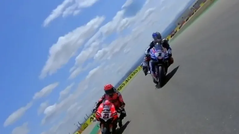 König rozjel sezonu v superbicích bez bodu