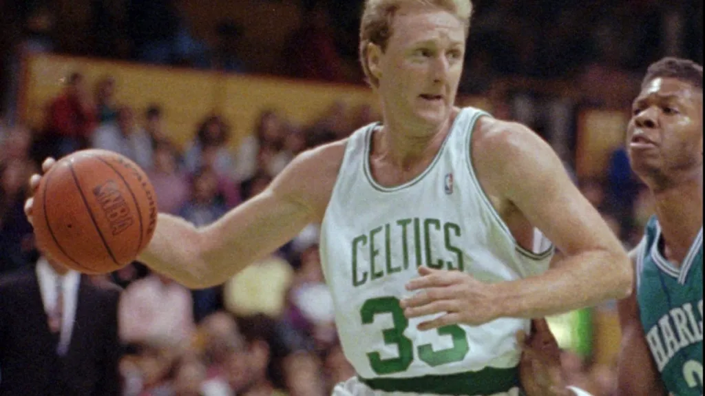 Larry Bird v dresu Bostonu