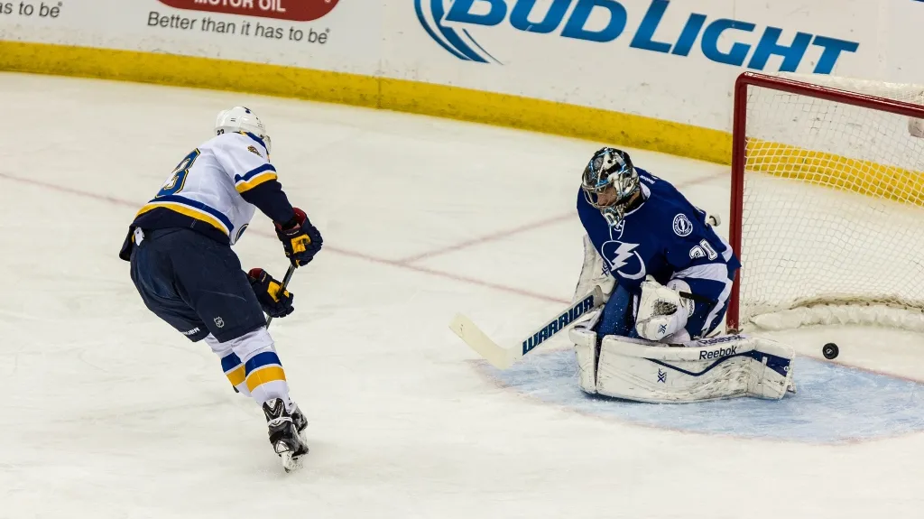 Dmitrij Jaškin skóruje