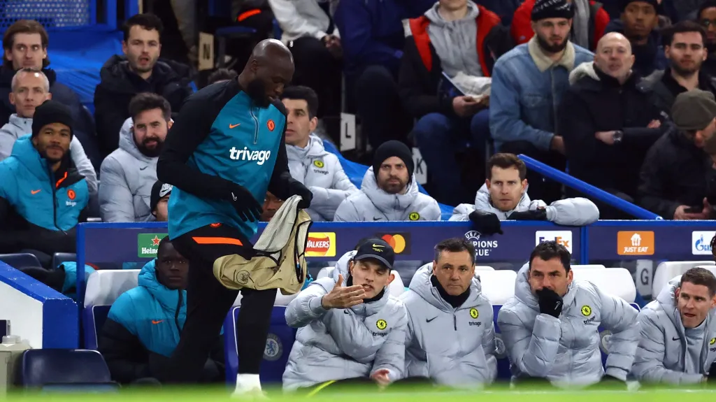 Romelu Lukaku na lavičce Chelsea