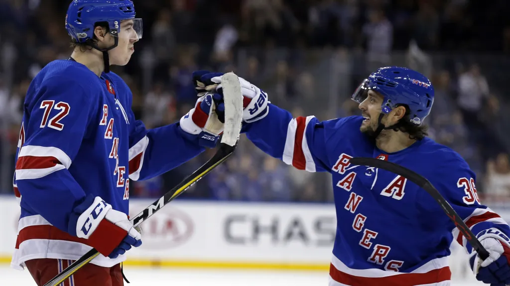 Filip Chytil a Mats Zuccarello