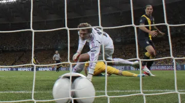 Ibrahimovič skóruje do sítě Ukrajiny