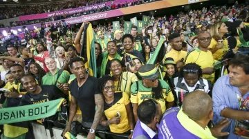 Jamajští fanoušci na stadionu v Londýně