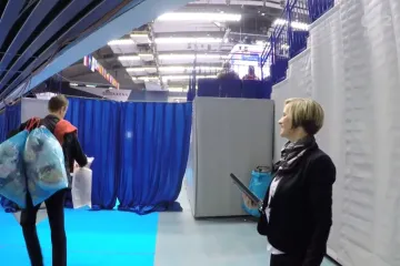 Co se stane s plyšáky na krasobruslařských šampionátech?