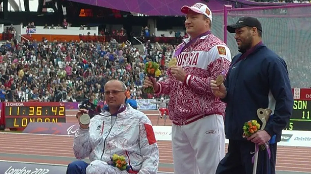 Druhou, a zatím poslední medaili z atletiky vybojoval pro české barvy Rostislav Pohlmann.